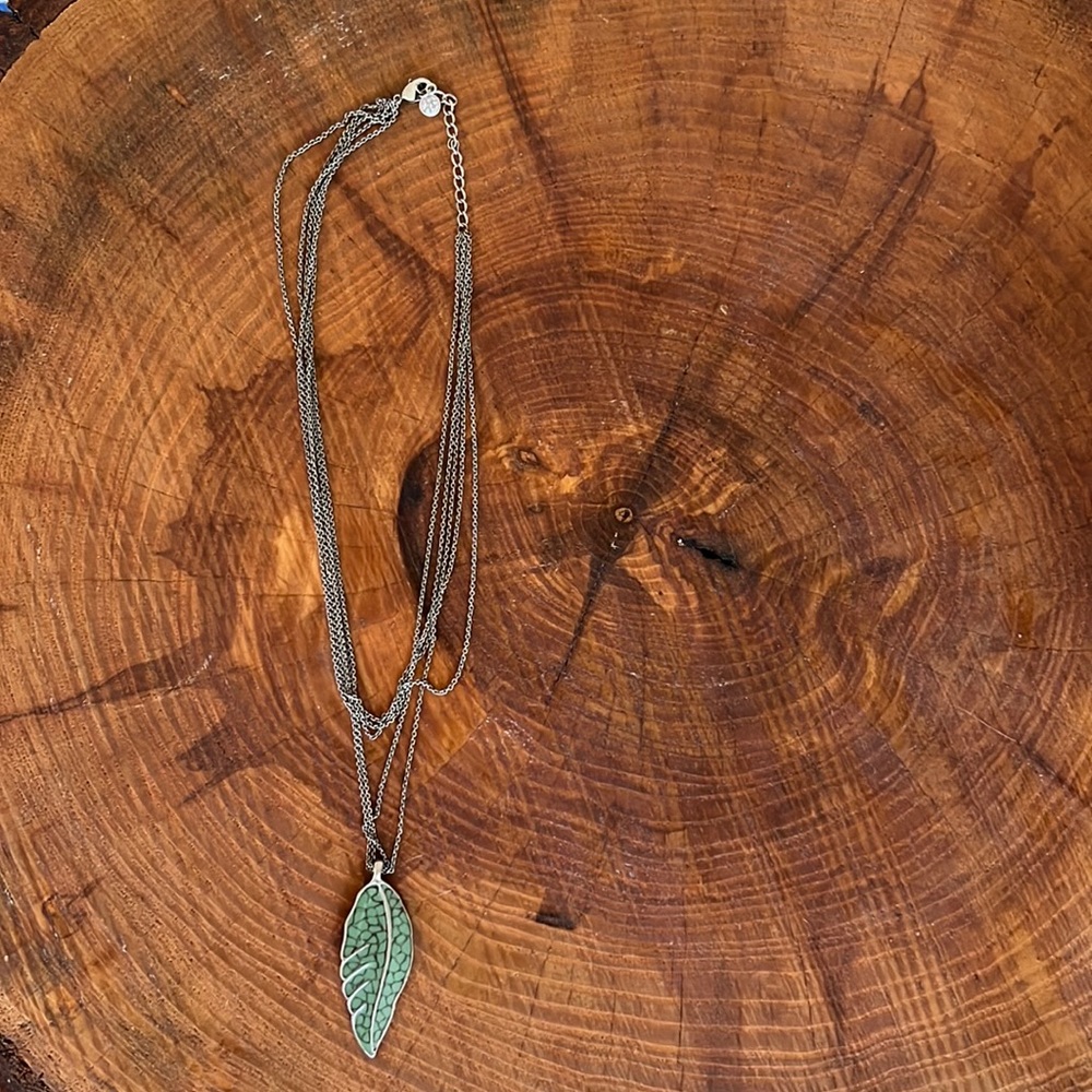 American Eagle leaf multiple strand silver necklace